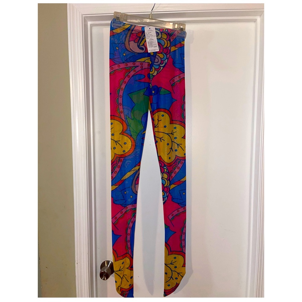 Small shear footed leggings